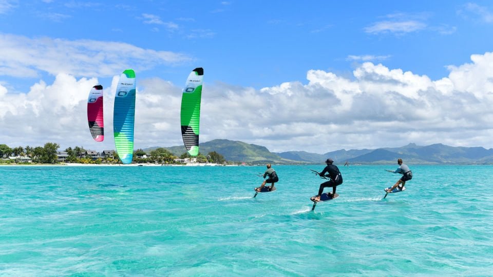 MACH1  - RACE TO THE SKIES